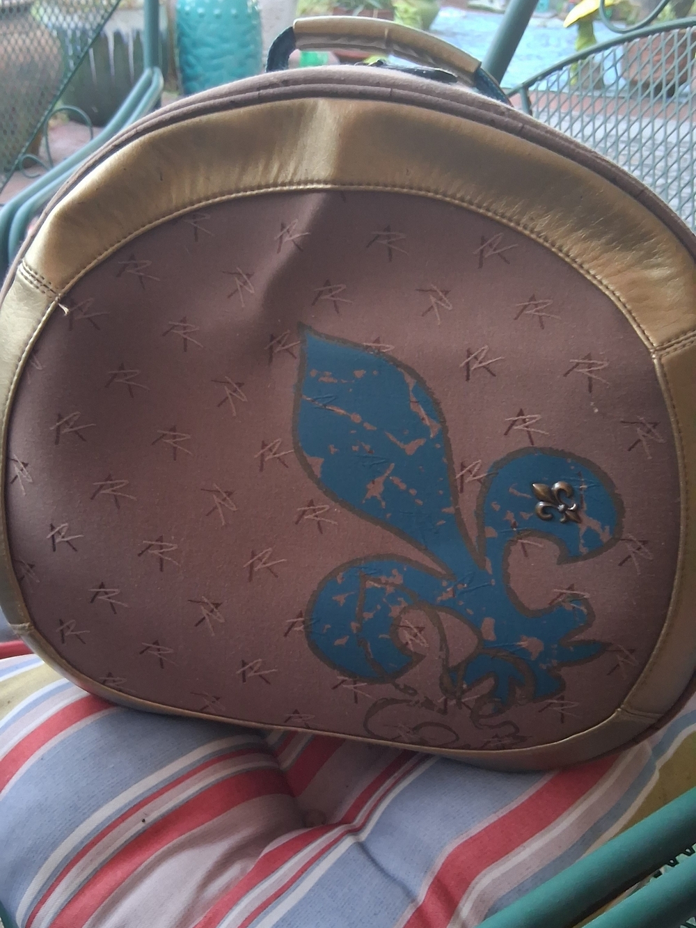 ARIZONA Brown & Blue Fleur Faux-Leather Round Handbag